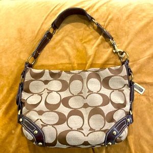 COACH Carly Khaki Signature Shoulder Bag No-10508